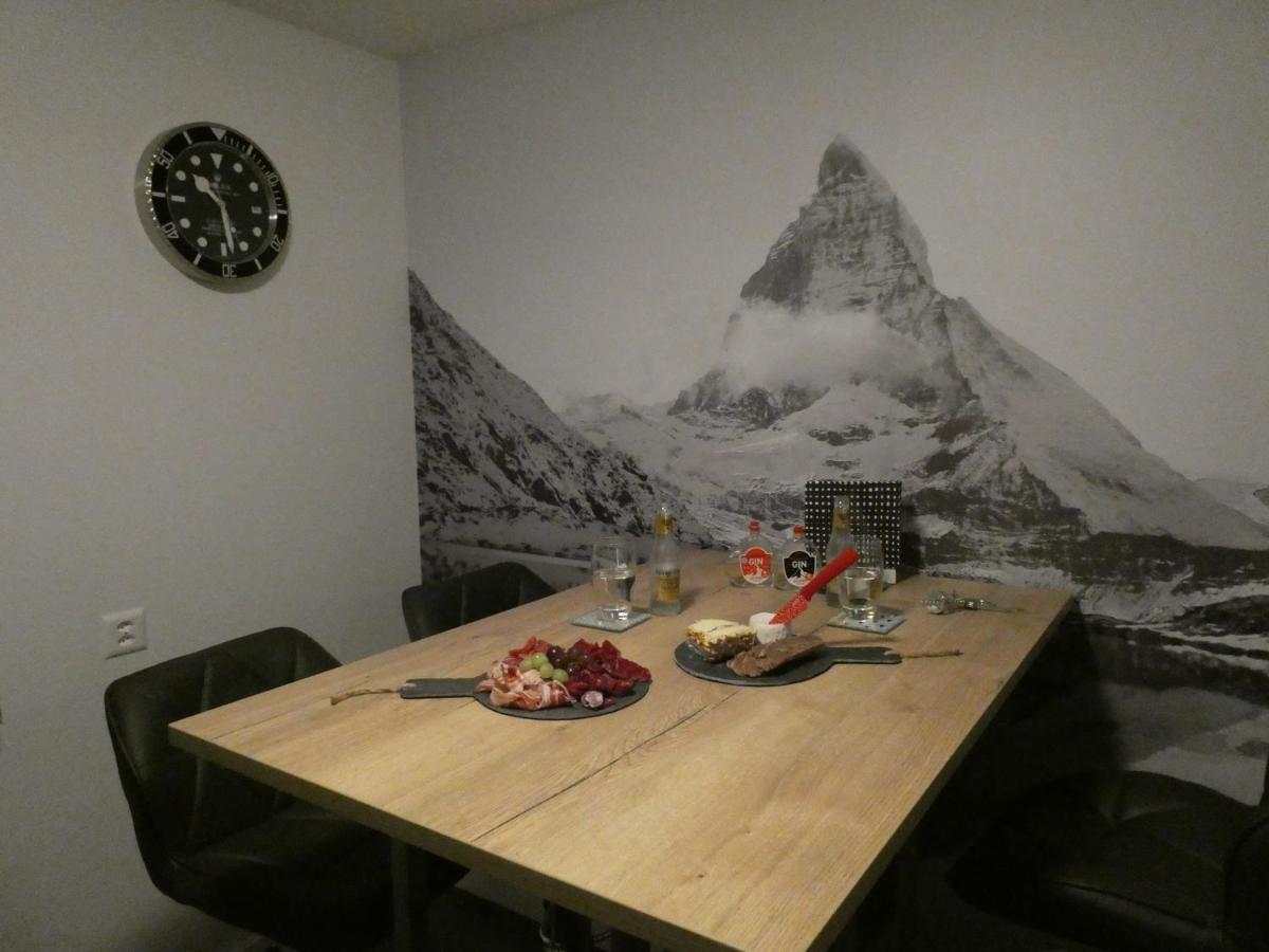 Central & Elegant Apartments,Partially With Fireplace, By Zermatt Rental Luaran gambar