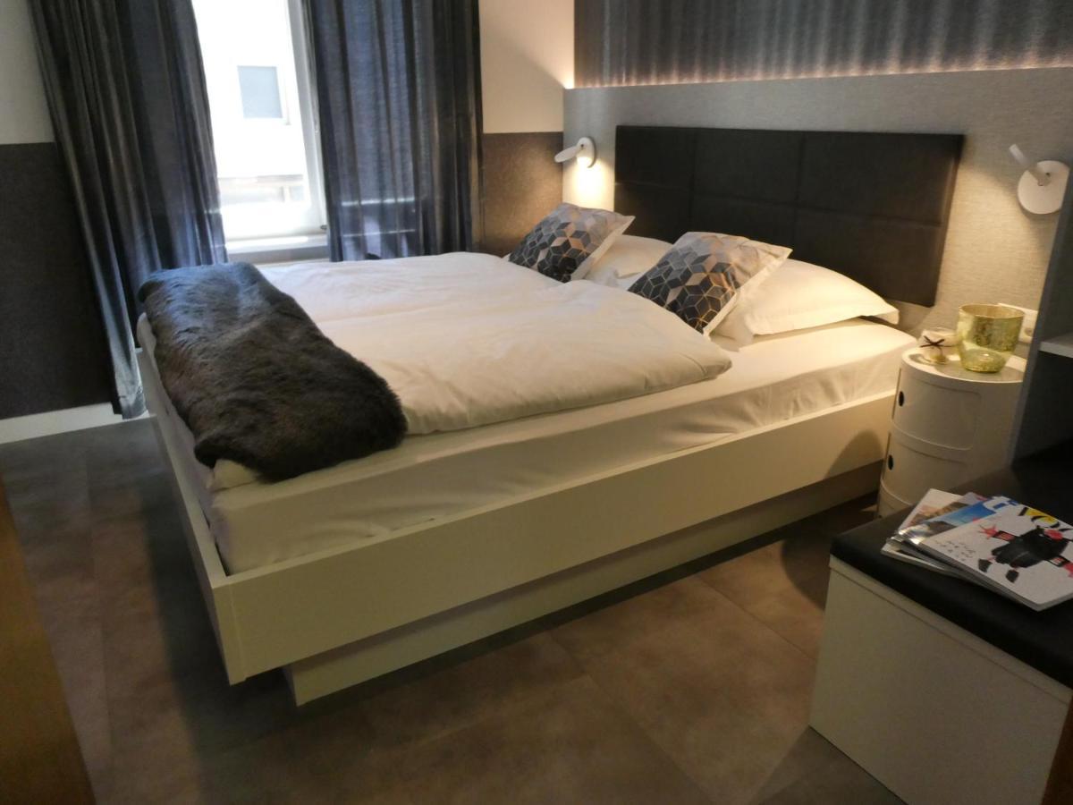 Central & Elegant Apartments,Partially With Fireplace, By Zermatt Rental Luaran gambar