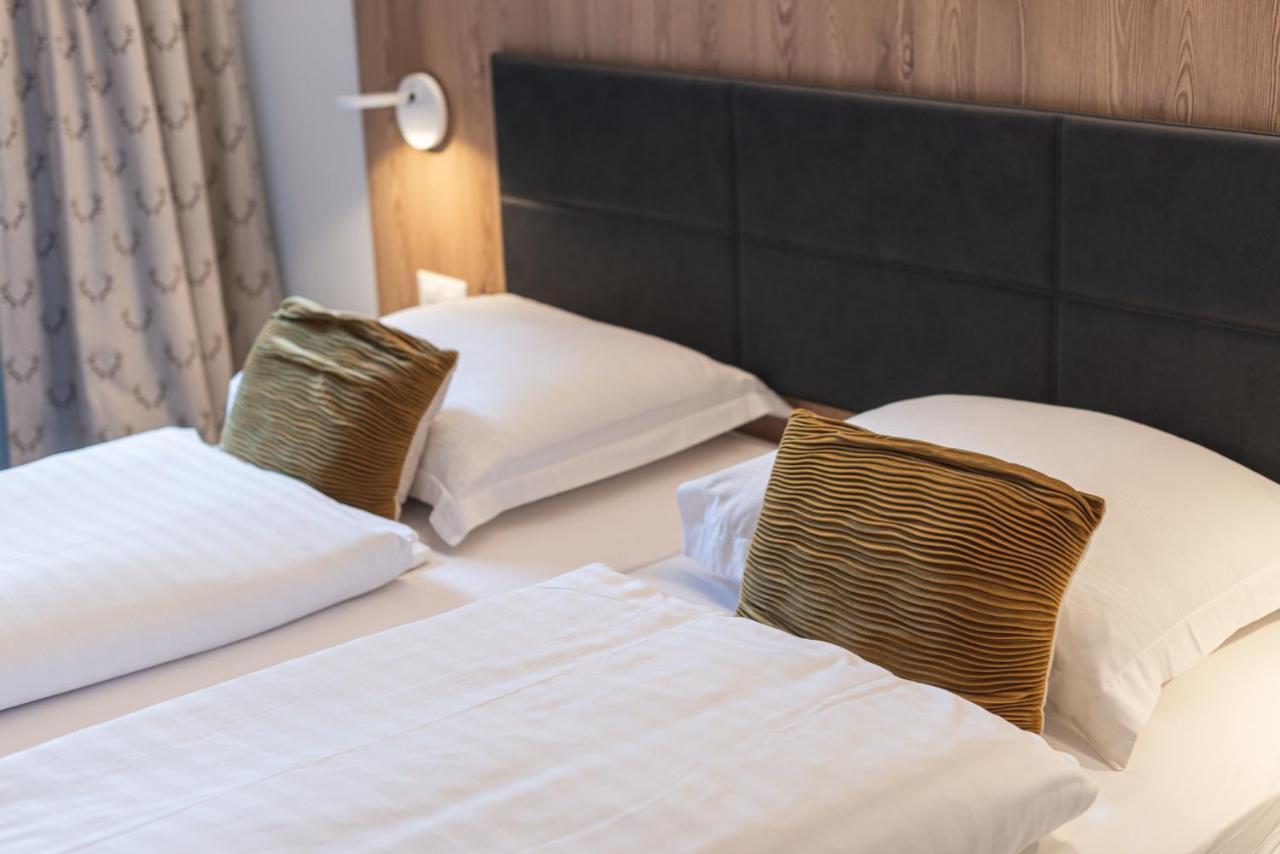 Central & Elegant Apartments,Partially With Fireplace, By Zermatt Rental Luaran gambar