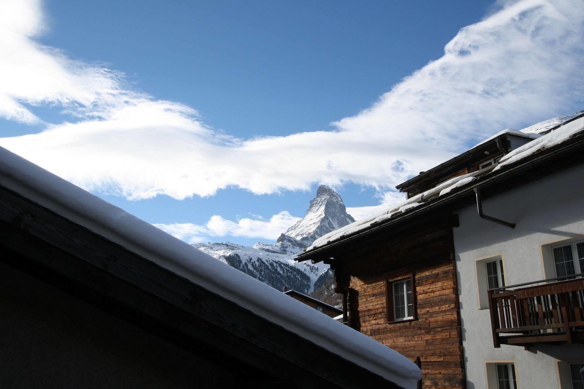 Central & Elegant Apartments,Partially With Fireplace, By Zermatt Rental Luaran gambar